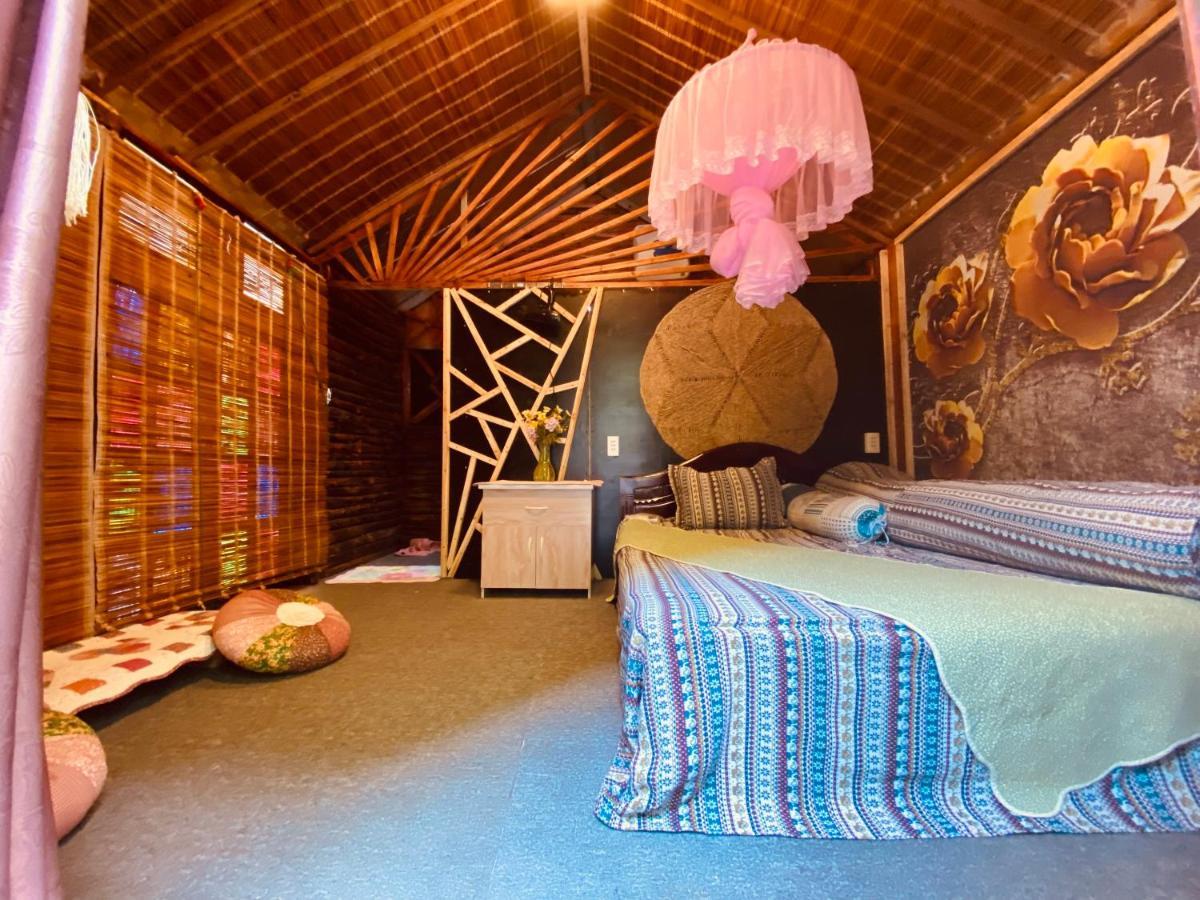 Aladdin Farmstay Dong Van Ha Giang Esterno foto