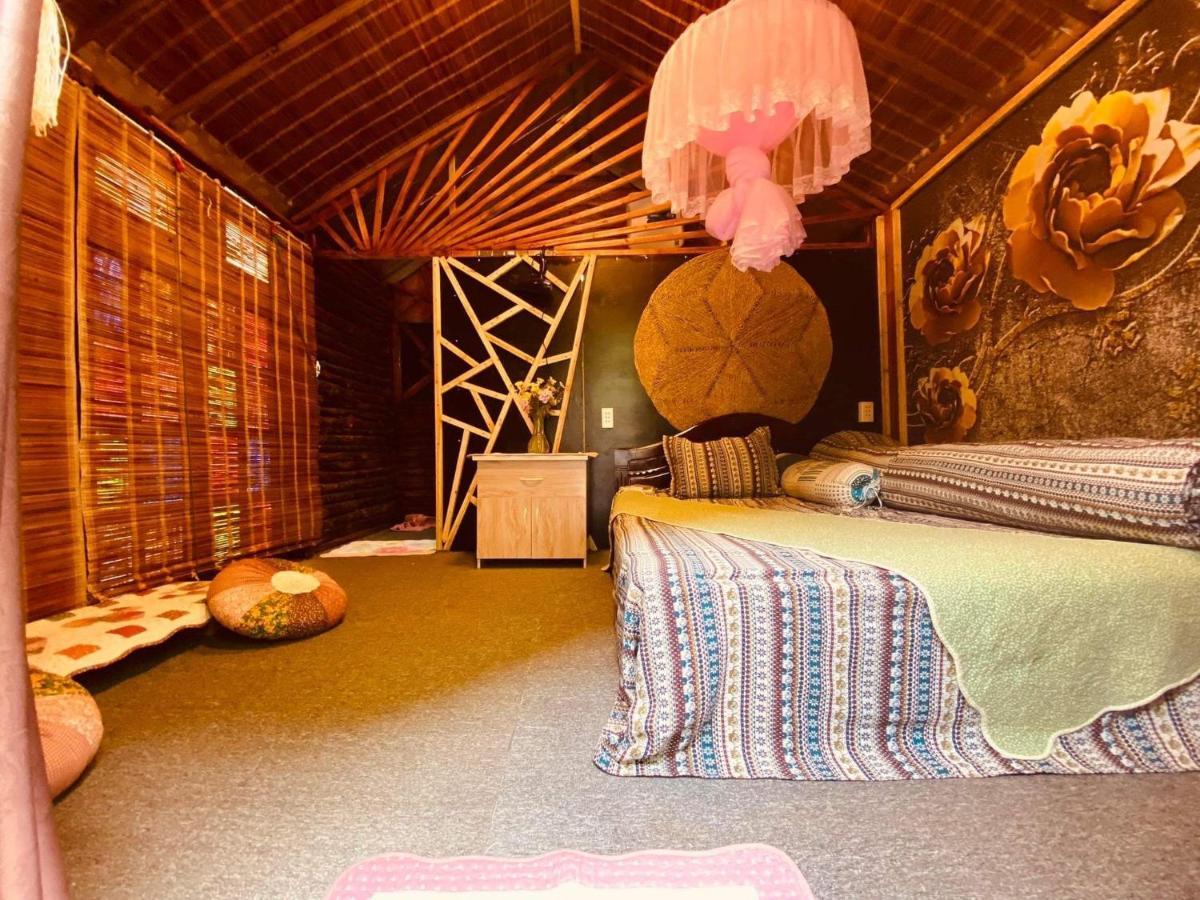 Aladdin Farmstay Dong Van Ha Giang Esterno foto