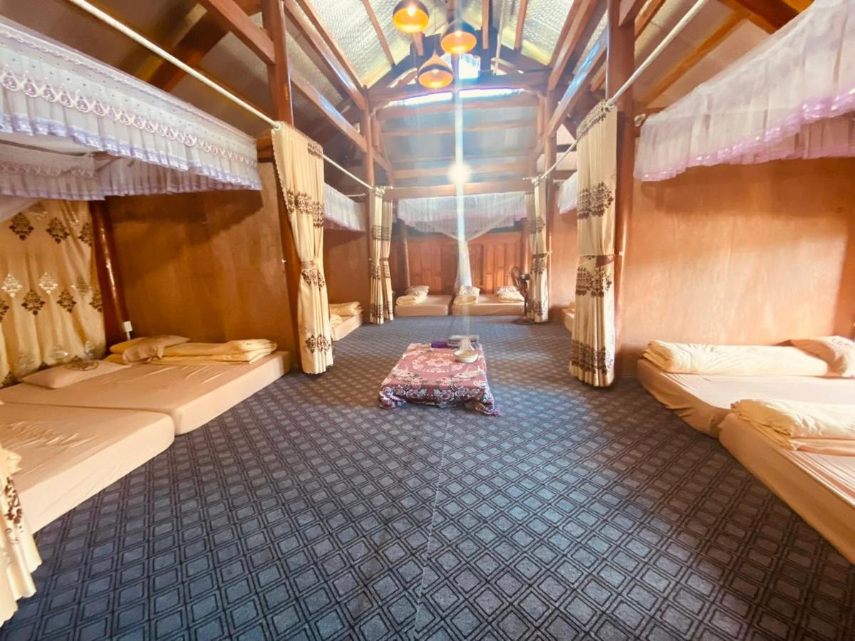 Aladdin Farmstay Dong Van Ha Giang Esterno foto