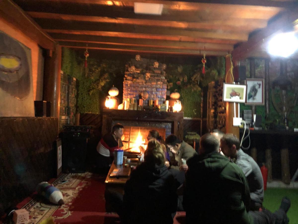 Aladdin Farmstay Dong Van Ha Giang Esterno foto