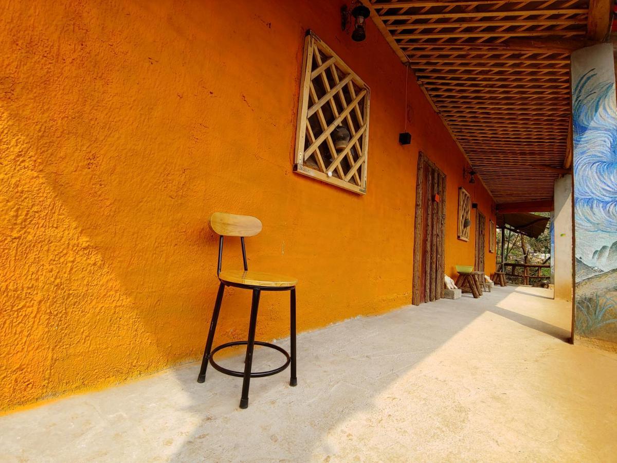Aladdin Farmstay Dong Van Ha Giang Esterno foto