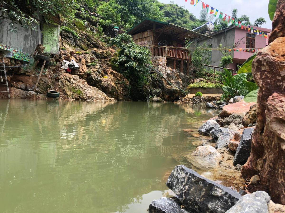 Aladdin Farmstay Dong Van Ha Giang Esterno foto